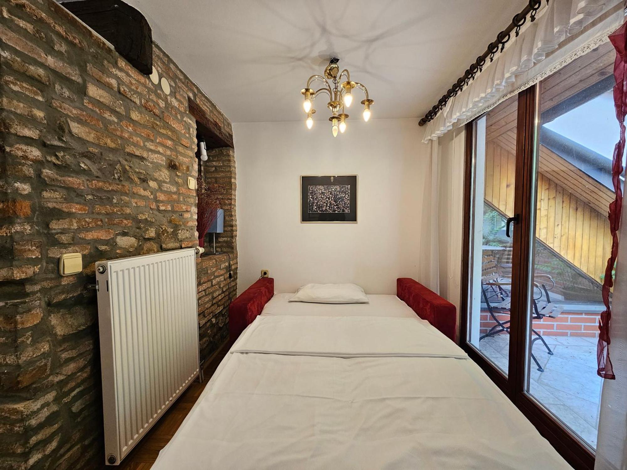 Apartment Nina With Private Terrace Tour As Lubiana Esterno foto